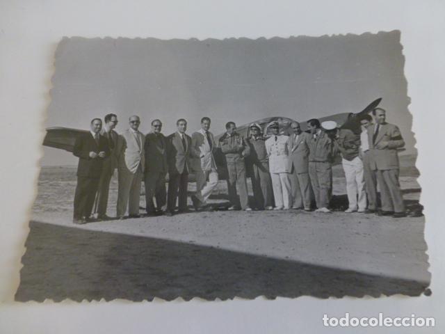 Fotografia antica: LERIDA CAMPO DE AVIACION AERODROMO MILITARES ANTIGUA FOTOGRAFIA GOMEZ VIDAL FOTOGRAFO 7 X 10 CMTS