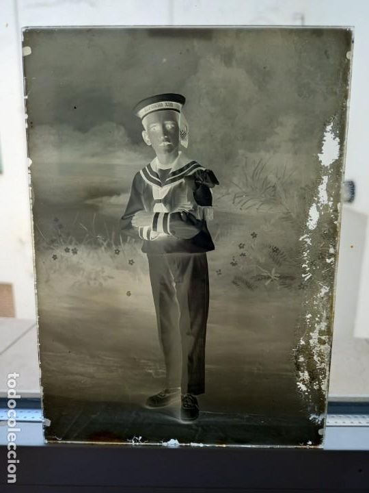 Fotografia antica: Negativo de cristal. Ni&ntilde;o posando. Primera comuni&oacute;n