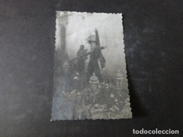 Fotografia antiga: HUELVA SEMANA SANTA NAZARENO PROCESION ANTIGUA FOTOGRAFIA 5,5 X 8 CMTS