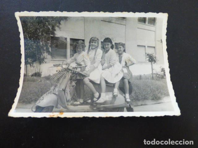 Fotograf&iacute;a antigua: CASTELLON NI&Ntilde;AS EN MOTO ANTIGUA FOTOGRAFIA 7 X 10 CTMS