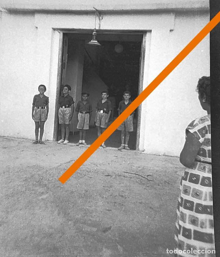 Fotografia antica: Antiguo negativo o clich&eacute; de fotograf&iacute;a. Ni&ntilde;os boy scout. Antigua.