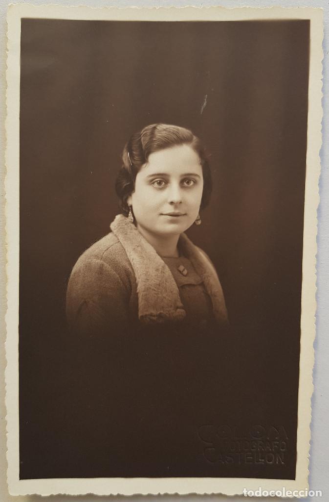 Fotograf&iacute;a antigua: Retrato de mujer joven. Colom. Castell&oacute;n. Ca 1925. Formato postal