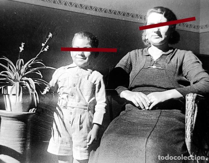 Fotografia antiga: Antiguo negativo o clich&eacute; de fotograf&iacute;a. Ni&ntilde;o. Antigua.