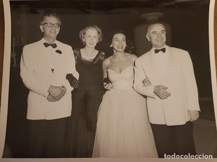 Fotograf&iacute;a antigua: LOS ANGELES FESTIVAL FOLCLORE CARMINA MIRACLE ANTIGUA FOTOGRAFIA 26 X 20,5 CM