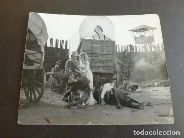 Fotograf&iacute;a antigua: ALMERIA ESCENA PELICULA POLICIA MONTADA DEL CANADA ANTIGUA FOTOGRAFIA 12,5 X 10 CTMS