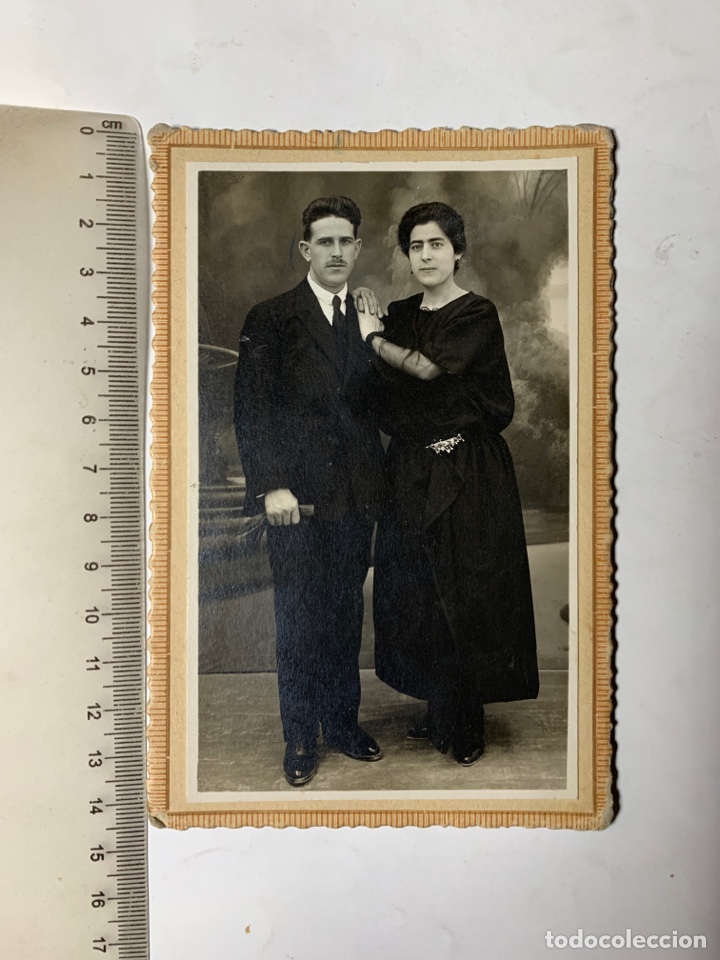 Fotograf&iacute;a antigua: FOTO. JOVEN MATRIMONIO. E. ABELLAN, FOT&Oacute;GRAFO.