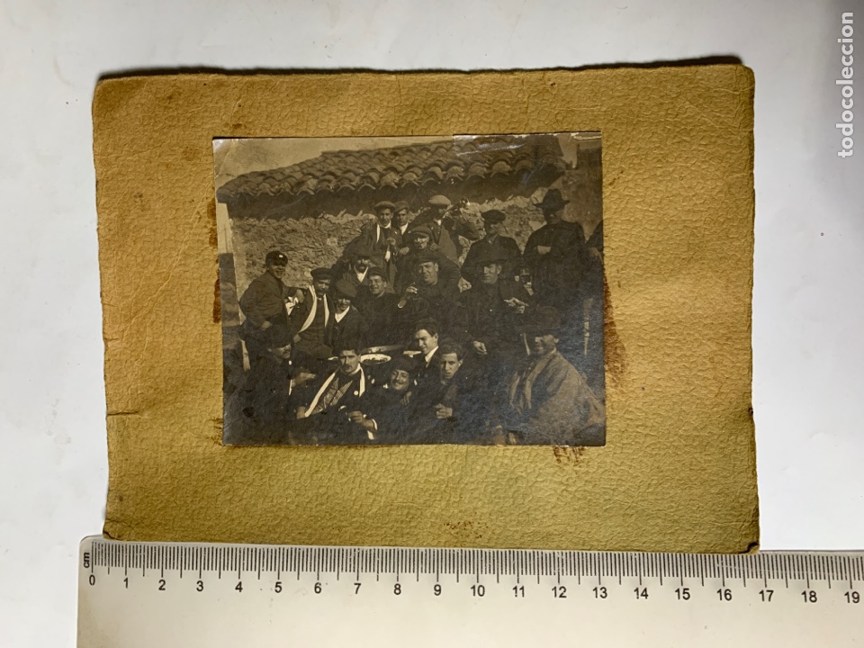 Fotograf&iacute;a antigua: FOTO. GRUPO DE AMIGOS DESPU&Eacute;S DE COMER LA PAELLA. FOT&Oacute;GRAFO?. A&Ntilde;O 1909.