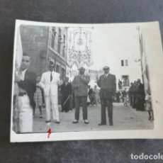 Fotografía antigua: SANGENJO PONTEVEDRA 1948 PROCESION ANTIGUA FOTOGRAFIA 7,5 X 6 CMTS. Lote 312750853