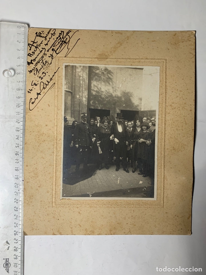 Fotografia antiga: FOTO. RECI&Eacute;N CASADOS, ANITA Y ENRIQUE, SALIDA DEL TEMPLO. FOT&Oacute;GRAFO?. CASTELL&Oacute;N, 14 AGOSTO 1923.