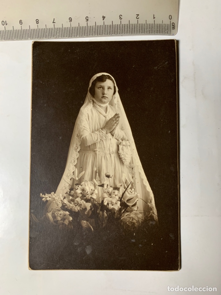 Fotografia antiga: FOTO. NI&Ntilde;A DE 1&ordf; COMUNI&Oacute;N. J. DERREY, FOT&Oacute;GRAFO. VALENCIA. JUNIO 1930.