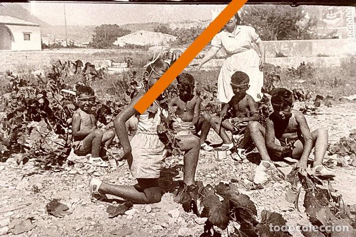 Alte Fotografie: Antiguo negativo de fotograf&iacute;a. Ni&ntilde;os disfrazados. Antigua.