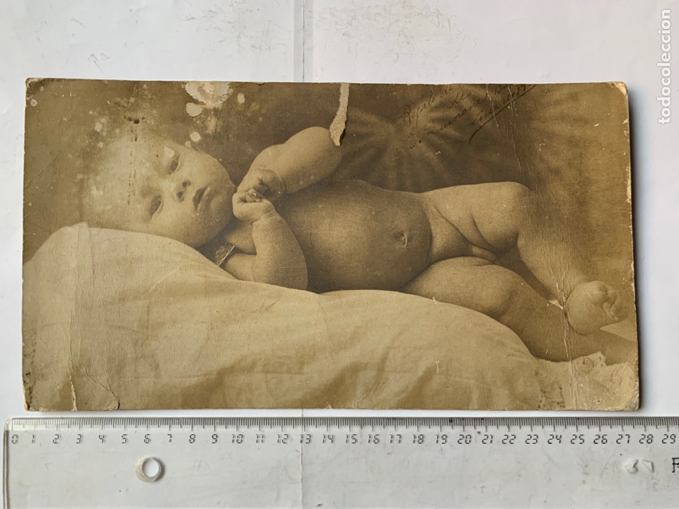 Fotograf&iacute;a antigua: FOTO. BEBE DE LINARES, MUESTRA SUS DOTES. FOT&Oacute;GRAFO?