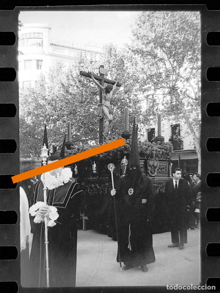 Fotografia antiga: antiguo negativo o clich&eacute; de fotograf&iacute;a. Procesi&oacute;n Andaluc&iacute;a. A&ntilde;os 50.