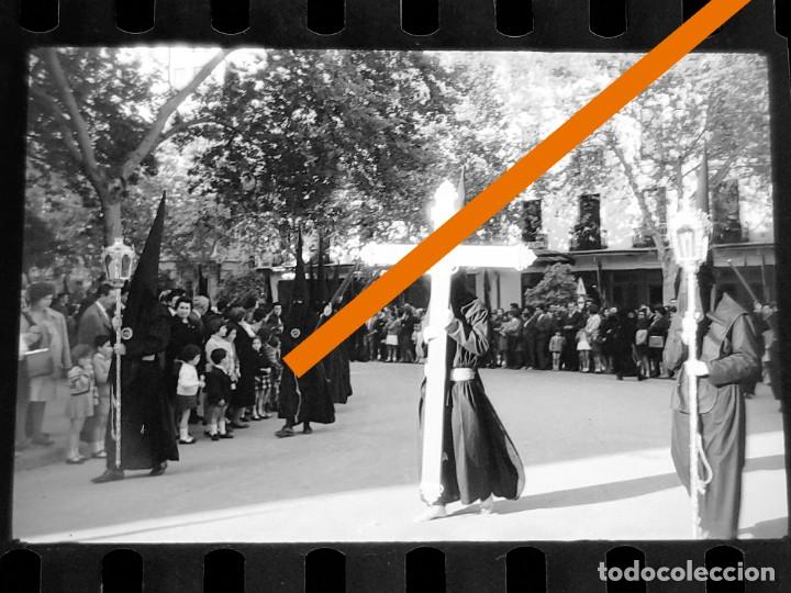 Fotografia antiga: antiguo negativo o clich&eacute; de fotograf&iacute;a. Procesi&oacute;n Andaluc&iacute;a. A&ntilde;os 50.