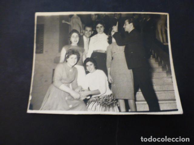 Fotografia antiga: ALCAZAR DE SAN JUAN CIUDAD REAL MONTY FOTOGRAFO ANTIGUA FOTOGRAFIA 1959 6 X 8 CMTS