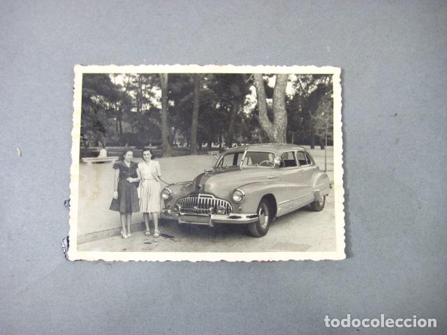 Antique Photography: FOTOGRAF&Iacute;A DE UN AUTOMOVIL ANTIGUO DE MEDIADOS DEL SIGLO XX DESCONOCIDO