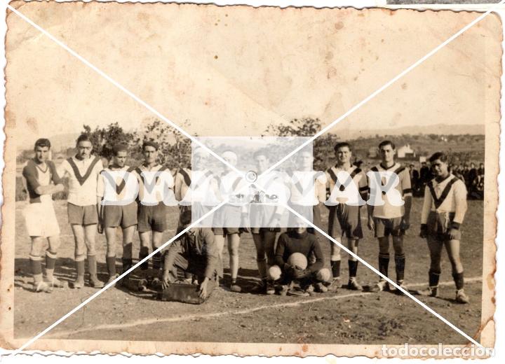 Antique Photography: FOTOGRAFIA ORIGINAL GENTE DE CASTELLON EN EL RECUERDO EQUIPO FUTBOL AMATEUR 1942 (DESCONOCEMOS)