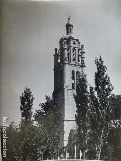 Fotografia antica: LOS ARCOS NAVARRA TORRE DE LA IGLESIA ANTIGUA FOTOGRAFIA KINDEL FOTOGRAFO 17 X 23 CMTS