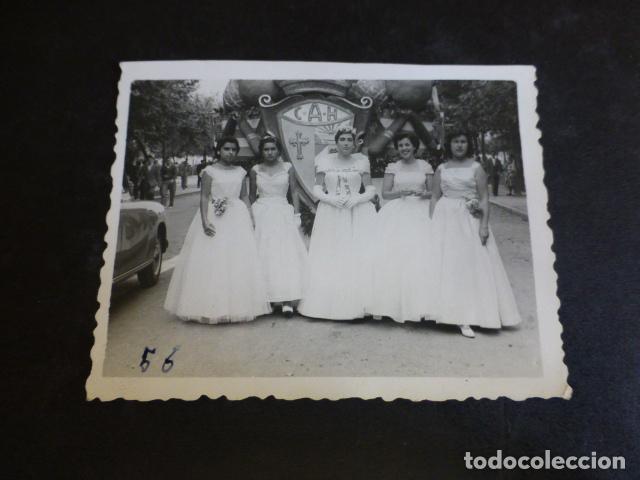 Photographie ancienne: GIJON ASTURIAS FIGAREDO FOTOGRAFO FIESTAS VERANO CARROZA FOTOGRAFIA 1956 6 X 8 CMTS