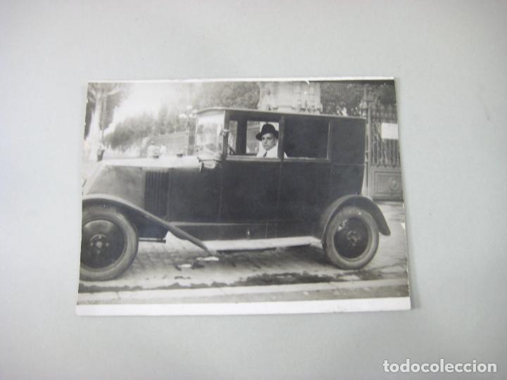 Antique Photography: FOTOGRAF&Iacute;A POSTAL DE UN AUTOMOVIL ANTIGUO DE PRINCIPIOS DEL SIGLO XX. Renault.