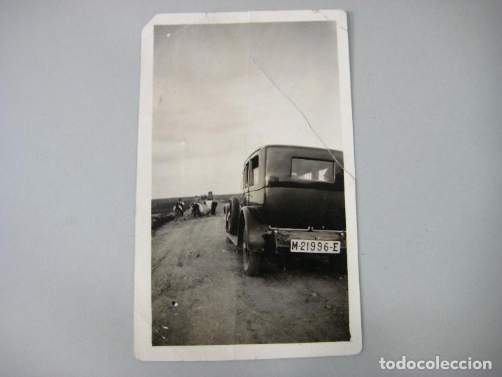 Antique Photography: FOTOGRAF&Iacute;A DE UN AUTOMOVIL ANTIGUO MATR&Iacute;CULA DE MADRID DE PRINCIPIOS DEL SIGLO XX