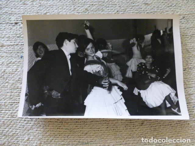 Fotografia antiga: FESTIVAL FOLCLORICO NI&Ntilde;OS BAILANDO FLAMENCO ANTIGUA FOTOGRAFIA 18 X 12 CTMS
