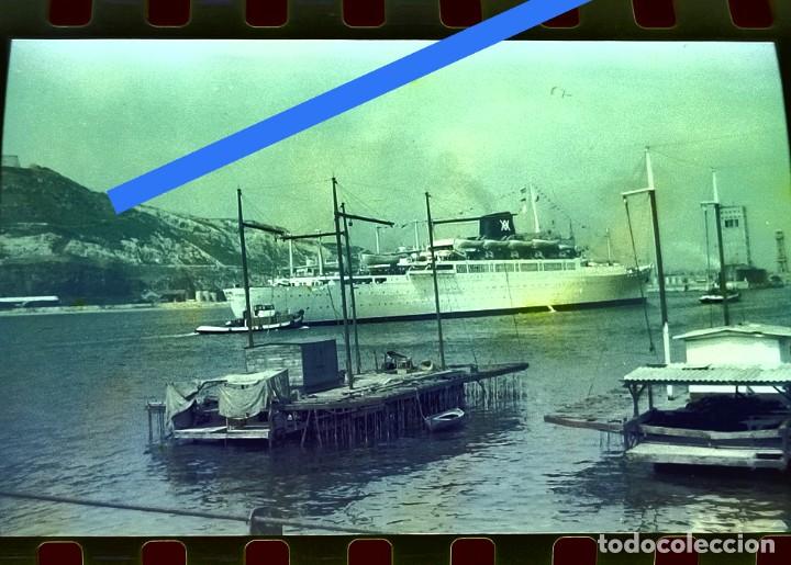 Photographie ancienne: Antiguo negativo o clich&eacute; de fotograf&iacute;a. Barco buque. puerto de Barcelona. A&ntilde;os 60.
