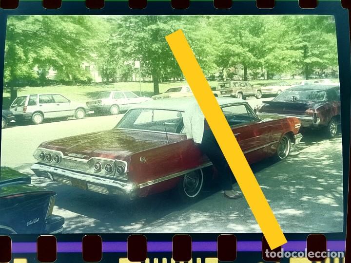 Fotograf&iacute;a antigua: Antiguo negativo de fotograf&iacute;a. Autom&oacute;vil coche. Chevrolet del 63. A&ntilde;os 70/80.