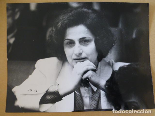 Fotograf&iacute;a antigua: AJEDREZ MADRE DE KASPAROV AJEDRECISTA EN COMPETICION ANTIGUA FOTOGRAFIA