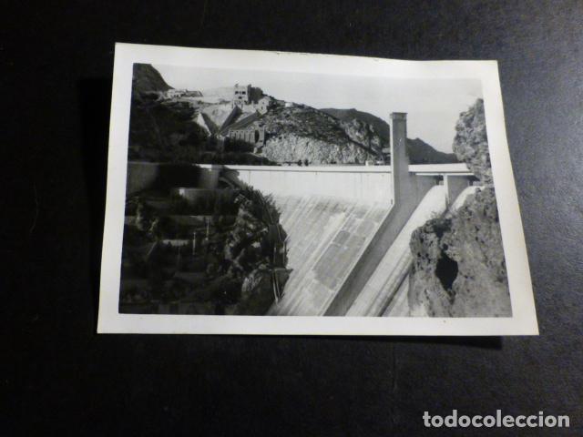 Fotografia antica: PANTANO DE ENTREPE&Ntilde;AS BUENDIA GUADALAJARA ANTIGUA FOTOGRAFIA 7,5 X 10,5 CMTS