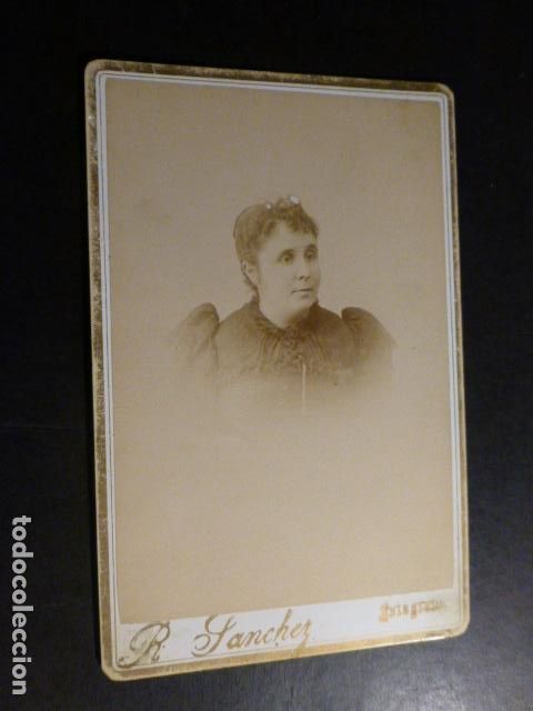 Fotograf&iacute;a antigua: RETRATO DE MUJER R. SANCHEZ FOTOGRAFO HACIA 1890 10,5 X 16,5 CMTS