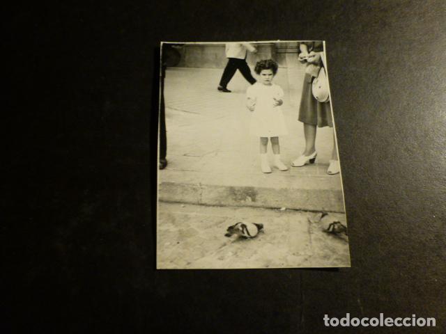 Fotografia antiga: RETRATO NI&Ntilde;A POR FOTOGRAFO MINUTERO AMBULANTE ANTIGUA FOTOGRAFIA 7 X 5 CTMS