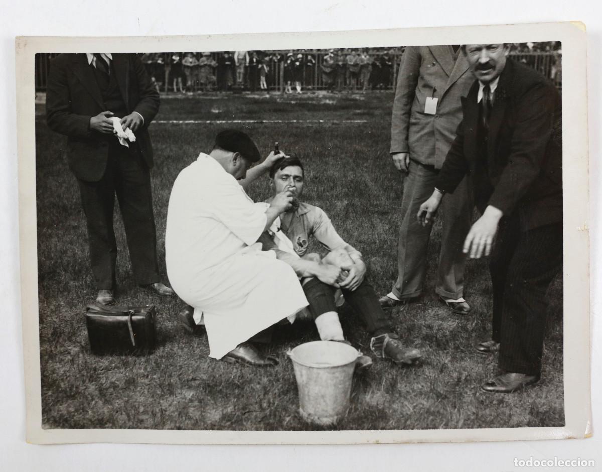 Fotograf&iacute;a antigua: FUTBOL - FOOTBALL. FRANCIA - ESPA&Ntilde;A. 1930'S. FOTO: S&Aacute;NCHEZ CATAL&Aacute;. 13X18CM