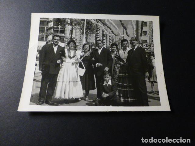 Antique Photography: SEVILLA FERIA DE ABRIL 1956 ANTIGUA FOTOGRAFIA 6 X 8 CMTS