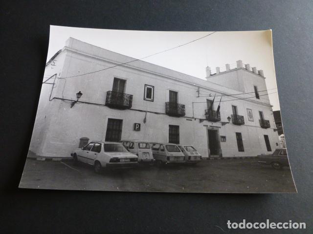 Fotografia antiga: LOS SANTOS DE MAIMONA BADAJOZ AYUNTAMIENTO FOTOGRAFIA 12,5 X 18 CMTS