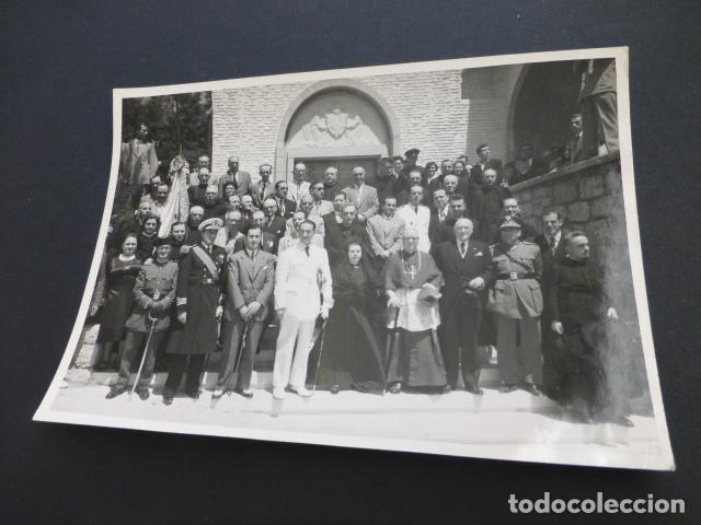 Alte Fotografie: SAN SEBASTIAN GUIPUZCOA AUTORIDADES CIVILES Y MILITARES ACTO 1953 FOTOGRAFIA 11 X 17 CMTS