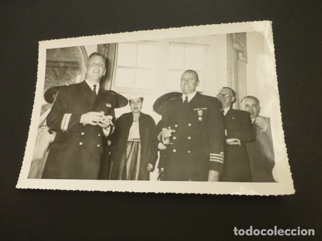 Alte Fotografie: SAN SEBASTIAN CAPITAN COMANDANCIA MARINA EN ACTO FOTOGRAFIA 11 X 17 CMTS