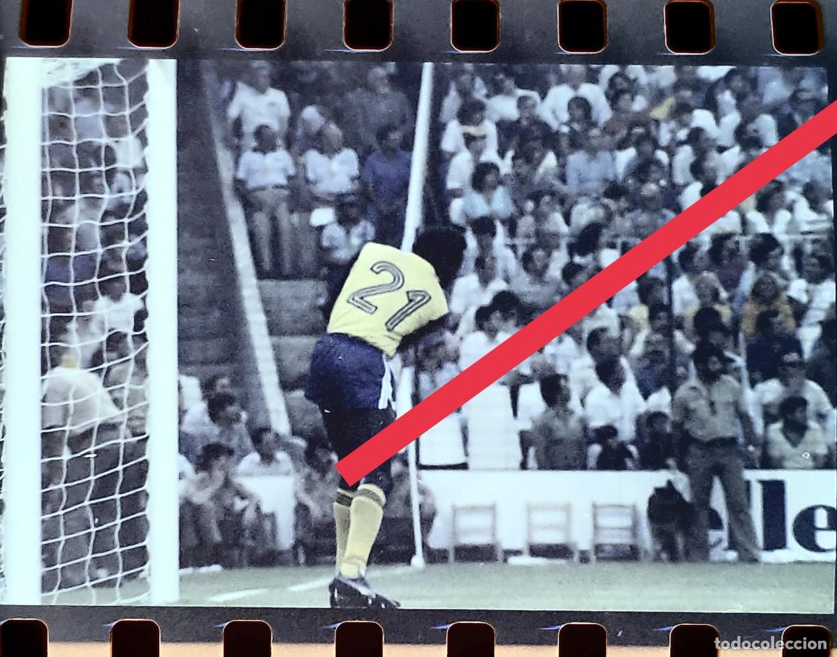 Alte Fotografie: Antiguo negativo de fotograf&iacute;a. Selecci&oacute;n Espa&ntilde;a Honduras. Estadio de Valencia. F&uacute;tbol Mundial 82