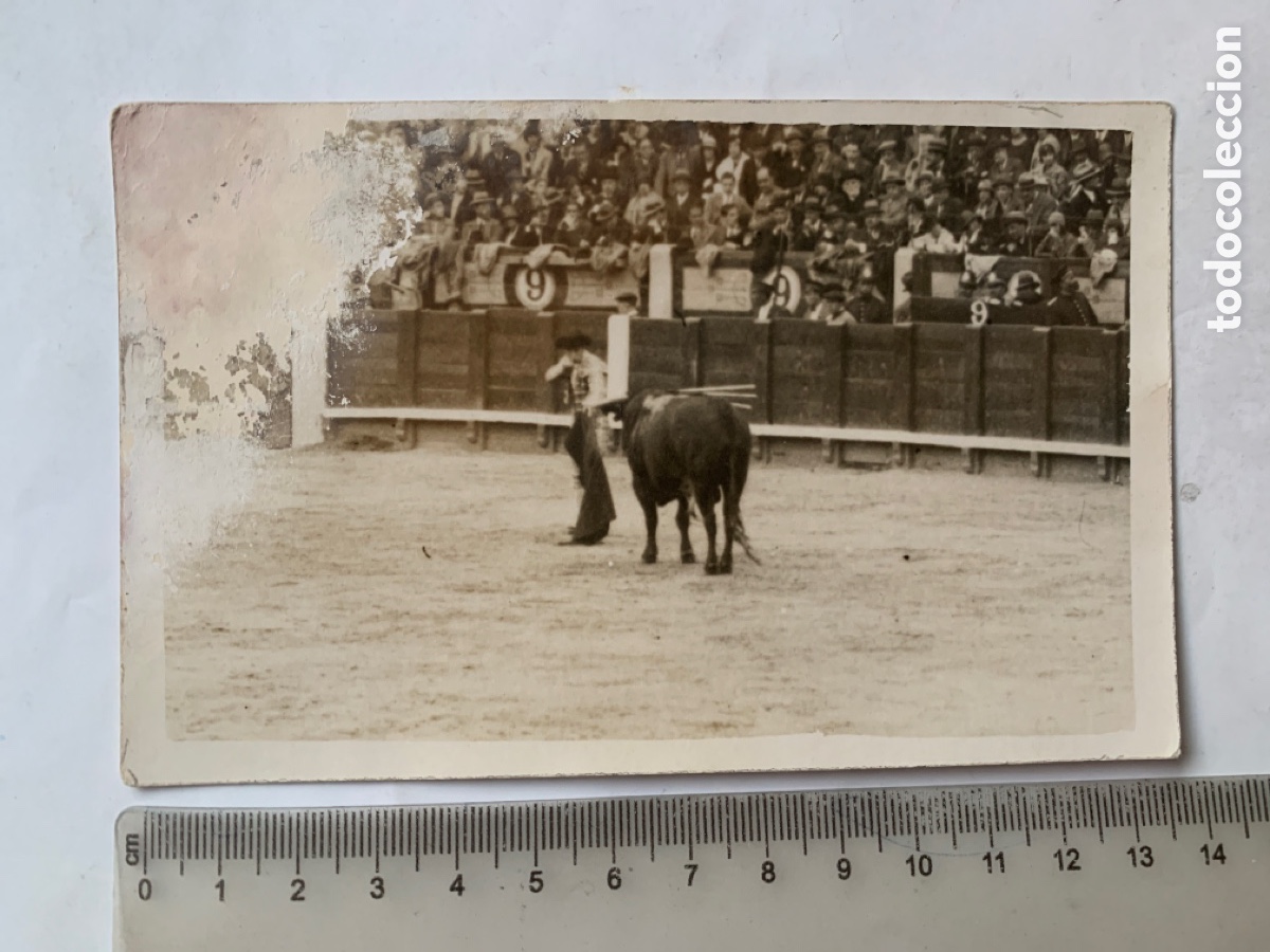 Alte Fotografie: FOTO. NI&Ntilde;O DE LA PALMA. ENTRANDO A MATAR. FOTO RODERO?. PLAZA DE TOROS, VALENCIA?.