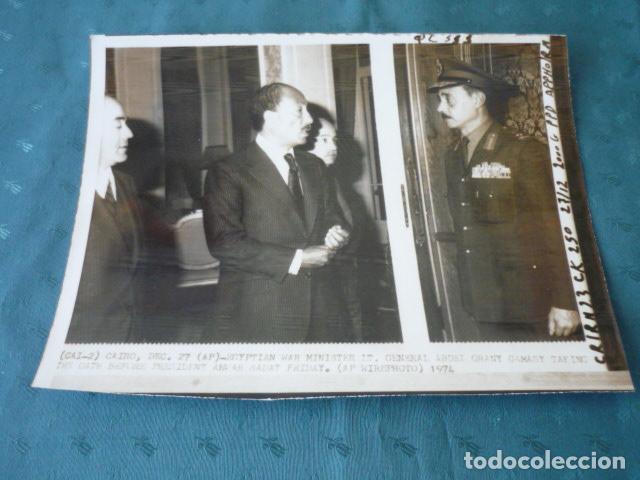 Fotograf&iacute;a antigua: SADAT ANWAR PRESIDENTE EGIPTO ANTIGUA FOTOGRAFIA 26 X 20 CMTS