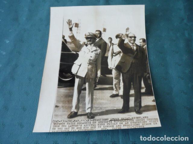 Fotograf&iacute;a antigua: SADAT ANWAR PRESIDENTE EGIPTO ANTIGUA FOTOGRAFIA 24 X 18 CMTS
