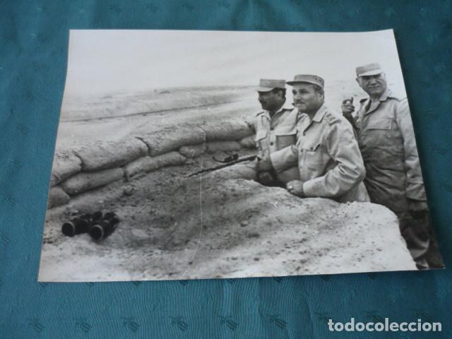 Fotograf&iacute;a antigua: SADAT ANWAR PRESIDENTE EGIPTO ANTIGUA FOTOGRAFIA 24 X 18 CMTS