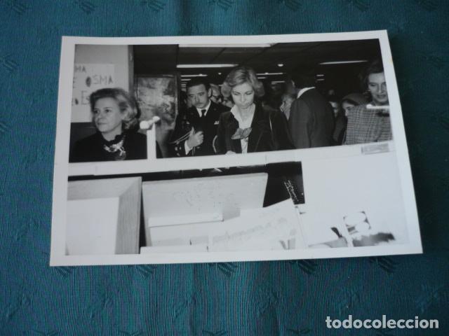 Alte Fotografie: MADRID RASTRILLO BENEFICO REINA SOFIA ANTIGUA FOTOGRAFIA 9 X 13 CMTS