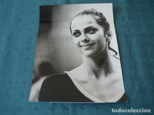 Fotografia antiga: IRINA DERIUGUINA GIMNASIA RITMICA ANTIGUA FOTOGRAFIA 24 X 18 CMTS
