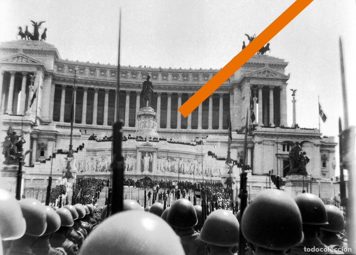 Fotograf&iacute;a antigua: Antiguo negativo o clich&eacute; de fotograf&iacute;a. Militares italianos. &Eacute;poca mussolini. Militar Italia.
