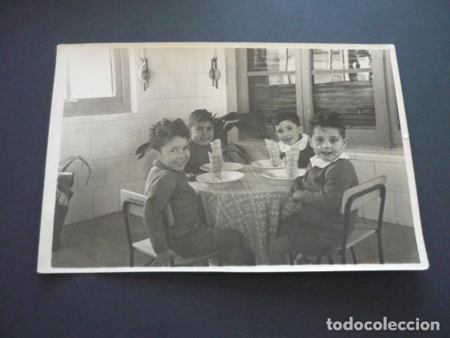 Antique Photography: BADAJOZ CASA CUNA NI&Ntilde;OS EN EL COMEDOR ANTIGUA FOTOGRAFIA 12 X 18 PESINI FOTOGRAFO