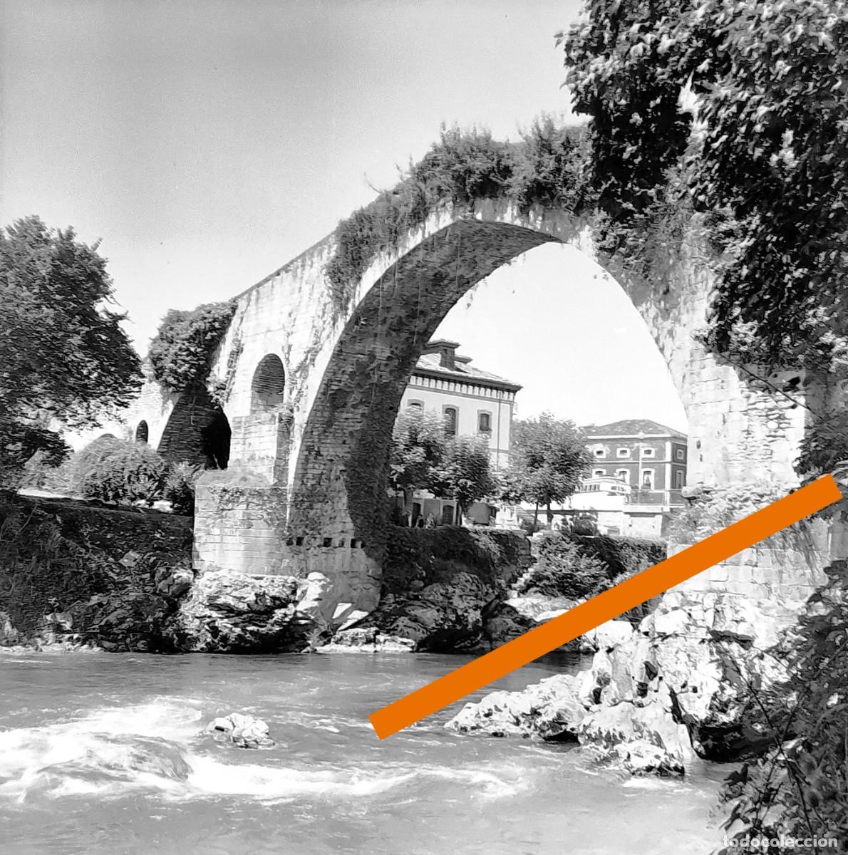 Fotografia antiga: Antiguo negativo de fotograf&iacute;a. Cangas de On&iacute;s Asturias. A&ntilde;os 50/60.