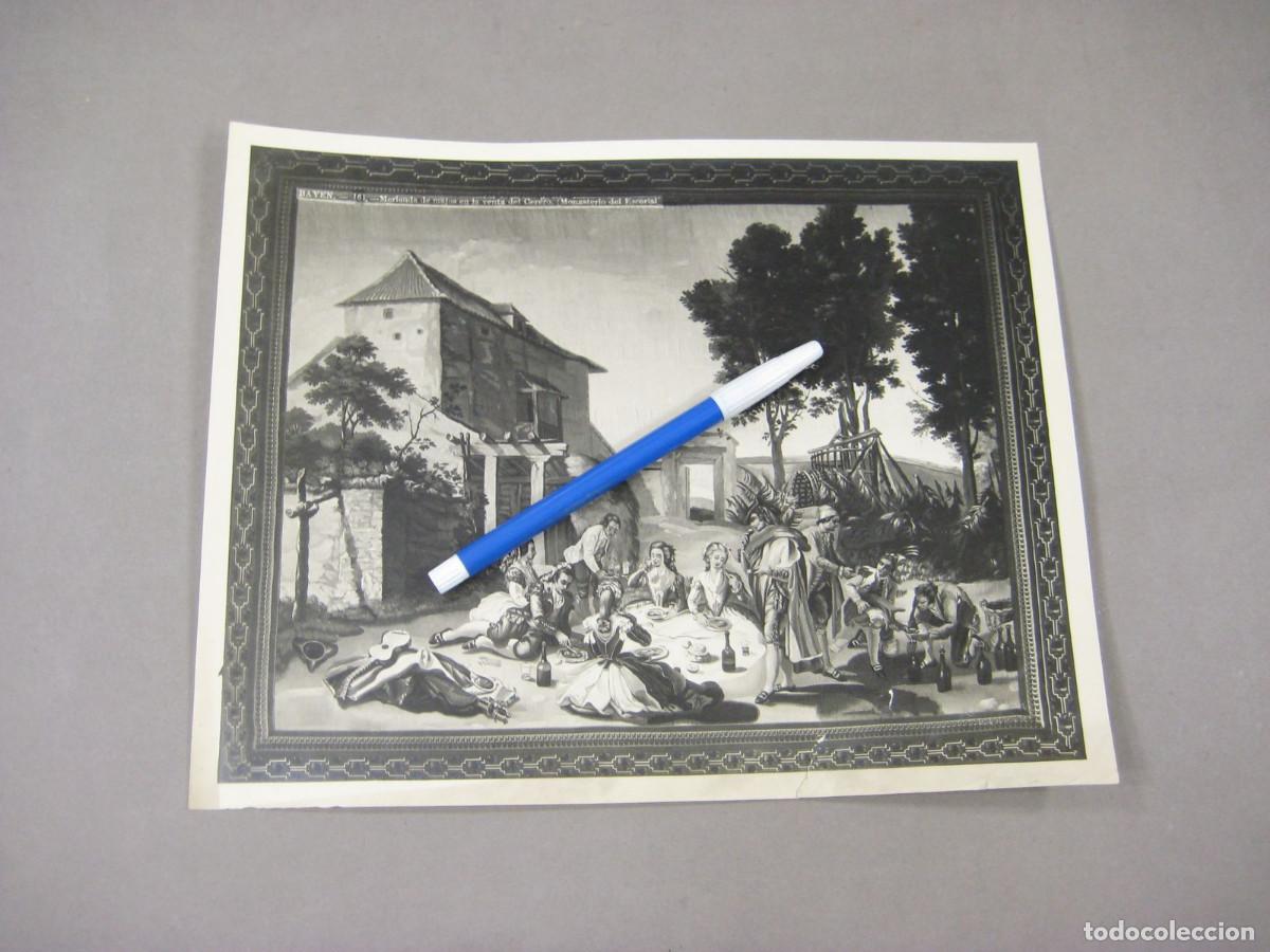 Fotograf&iacute;a antigua: Fotograf&iacute;a del cuadro de Bayeu Merienda de Majos en la venta del Cerero. Monasterio del Escorial.