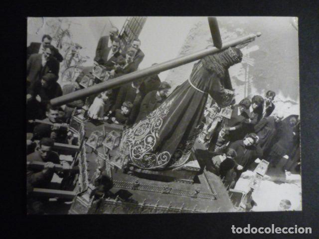 Fotograf&iacute;a antigua: CAMPO DE CRIPTANA CIUDAD REAL PROCESION SEMANA SANTA ANTIGUA FOTOGRAFIA 10,5 X 7,5 CMTS