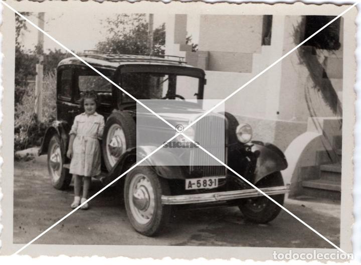 Fotograf&iacute;a antigua: CASTELLON MIRADAS AL PASADO AUTOMOBIL FIAT